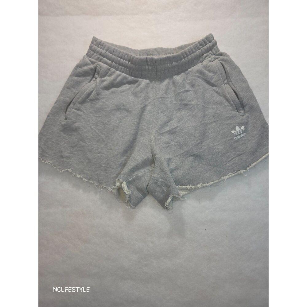 Adidas Originals Women’s Gray Sweat Shorts Raw Hem Elastic Waist Size S